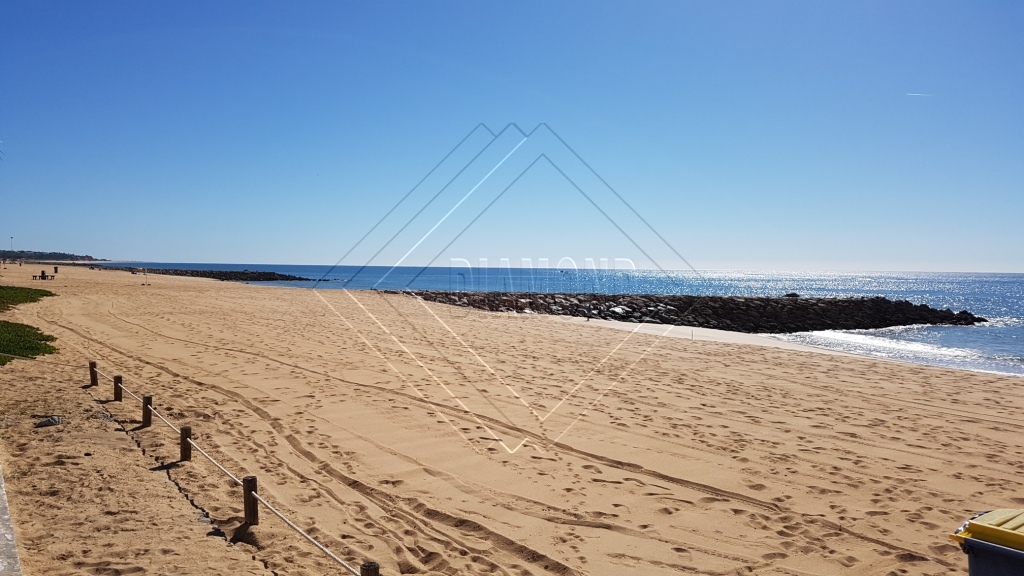 Qlistings Beautiful 2 Bedroom Vilamoura Apartment within 5 mins to beach. Ref 204 image 18